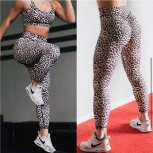 ZYIA Brilliant Scrunchy What Hi-Rise Leopard 7/8 24" Tight 1183 Size 12 NWT